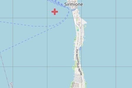 Reti fantasma a Sirmione: qualcuno ha deciso che il lago è una discarica