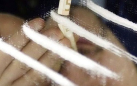 Cocaina tra le siepi a Nave: il parco pubblico diventa un bancone